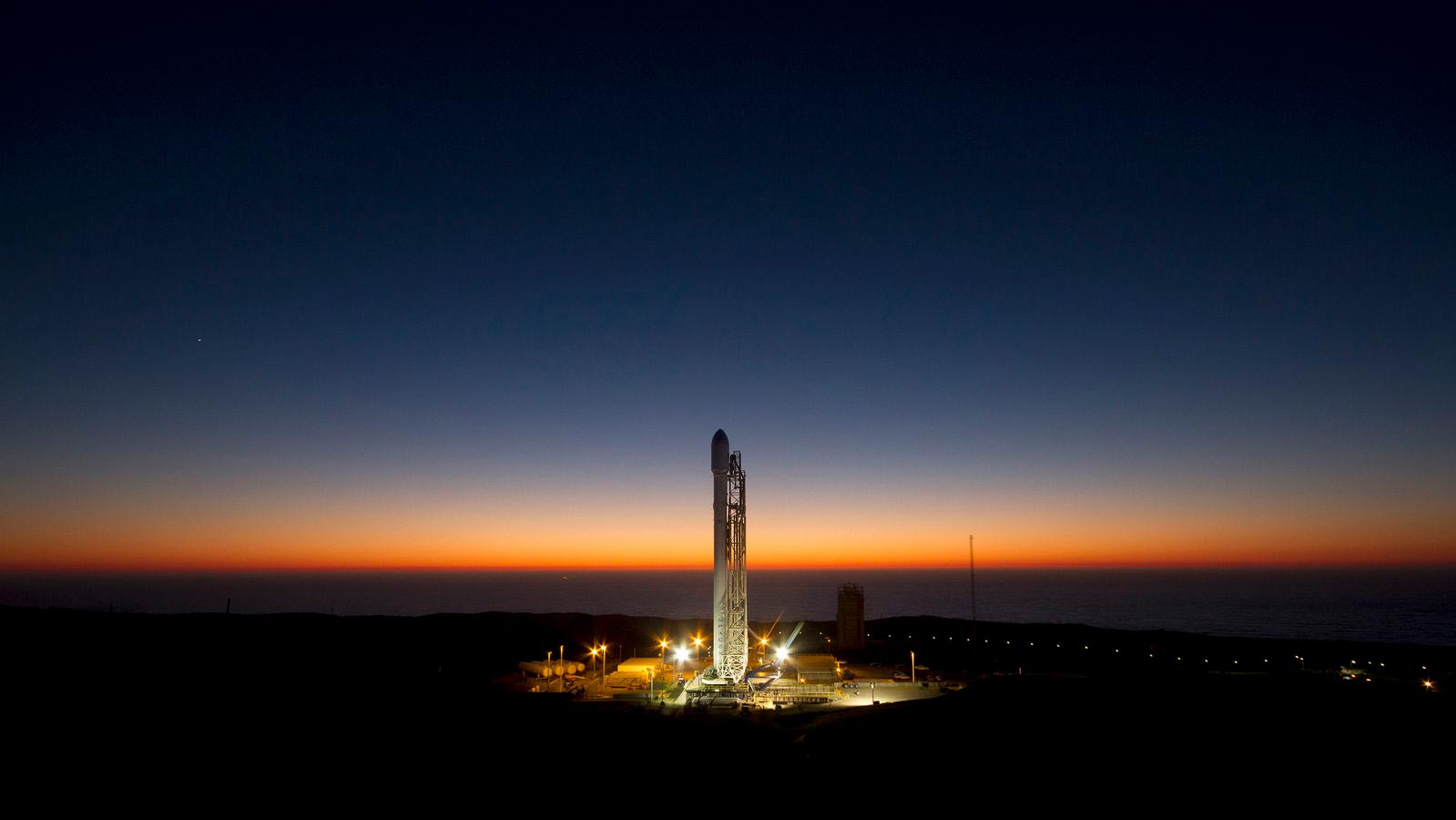 falcon 9 launching 